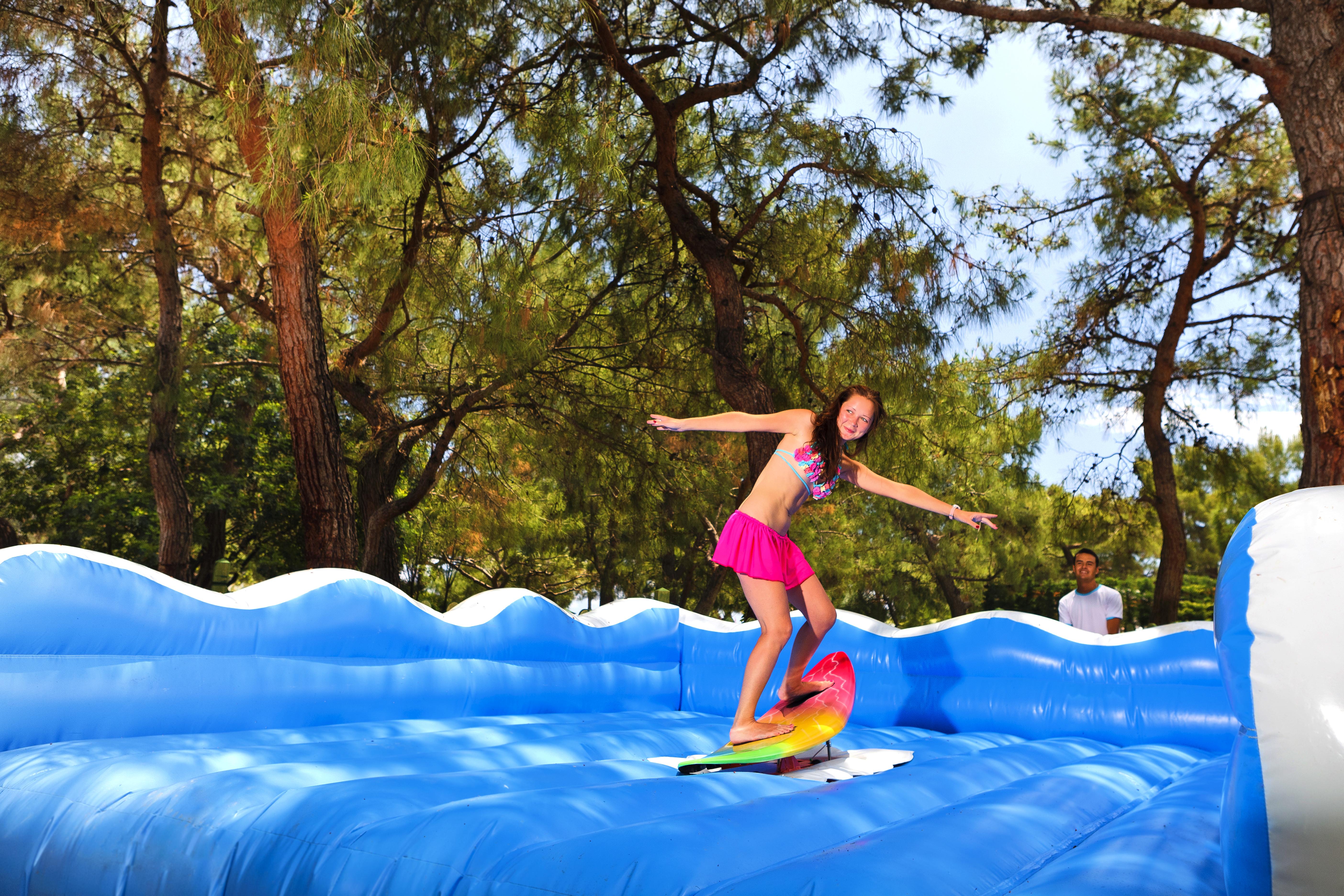Marti Myra Hotel Tekirova Ngoại thất bức ảnh A girl on an inflatable water slide